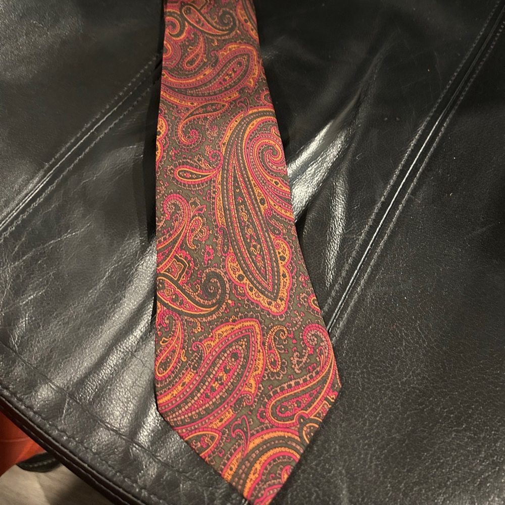 Fumagalli’s Paisley Pure Silk Tie